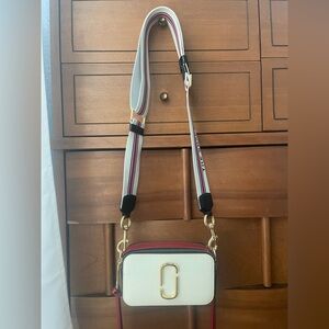 Marc Jacobs Snapshot Crossbody Bag in White and Red